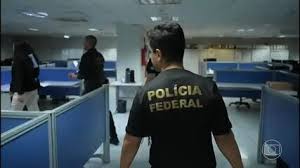 Entidades associativas cobravam mensalidades sem autorização; operação da PF afasta presidente do INSS e investiga esquema com facilitação interna